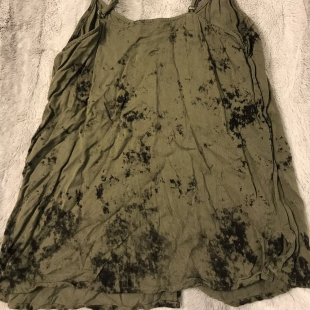 Volcom Tank - Picture 2 of 3